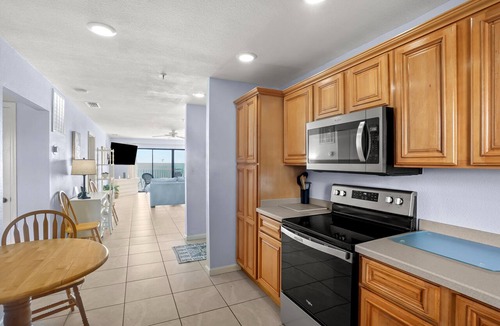 Madeira Beach Condo | 🌅 Sea Breeze 504 Direct Gulf Front Condo in Madeira Beach