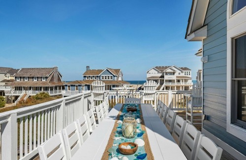 Nags Head House | Sea Captain's House | Ocean Views, Pool, Sleeps 16 Arcade, Bikes, Loaded