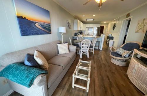 Windy Hill Apartment | Seafarer - Oceanfront - Winter Specials