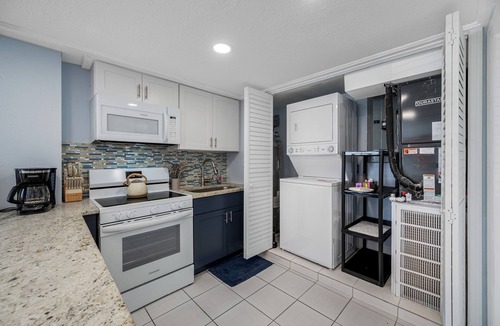 Redington Shores Condo | 🐚Seashell Oasis B-1 - Beautiful Condo steps to the Beach!