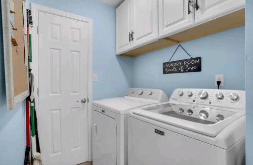 Holiday Isle Apartment | Seashell Suite!