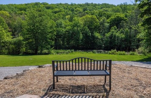 Wantage Cabin | Secluded Authentic Log Cabin Mountain Escape - Mountain Creek - Crystal springs!