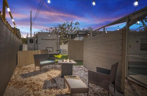 Tampa Resort | Secluded Tiny Guest House