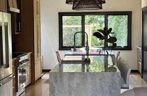 Hampton Bays Villa | Serene Beach Bungalow