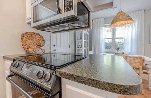 Wilmington Cottage | Serene coastal cottage in Wilmington