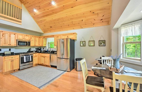Murphy Cabin | Serene Mountain Cabin: Hike, Raft + Sightsee!