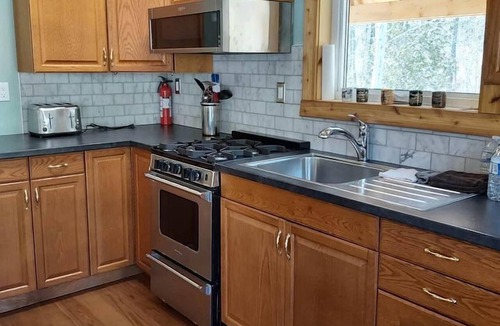 Central Huron Cabin | Serene Tiny Cabin Perfect for Relaxing Couples Getaway in Central Huron, Ontario