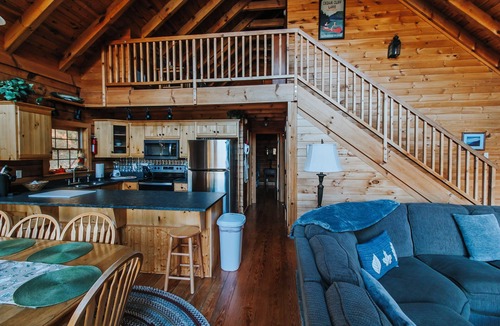 Tuckasegee Cabin | Serenity on Cedar-Lakefront Log Cabin- 10 boats, Foosball, Swim, Fish & Boat