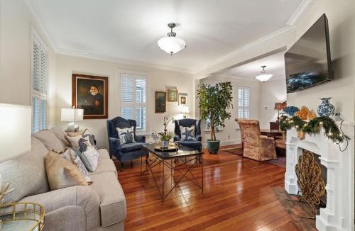 Downtown Historic District House | Sevilla Grand l Walk to DNTN l Outdoor Relaxation