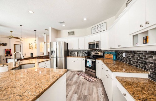 Oldsmar House | Shore Drive Sunshine fully furnished home pet friendly