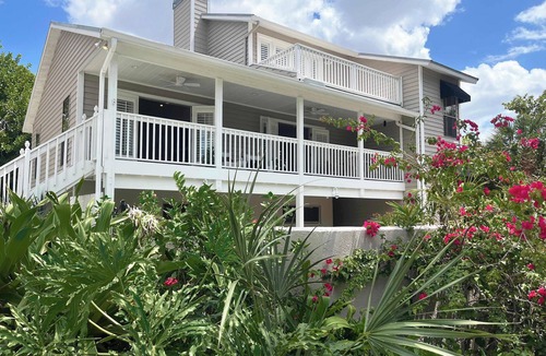 Bay Isle Villa | Siesta Key 3-Story Retreat- Pool, Hot Tub, Balcony
