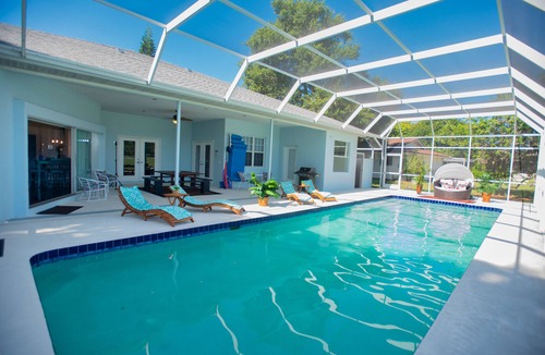Whitfield House | Siesta Key and Anna Maria Beach HUGE Family Home with HEATED saltwater pool