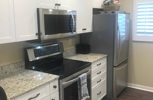 Siesta Key Condo | Siesta Key - Siesta Dunes - Deluxe Beachfront Condo with Gulf of Mexico Views