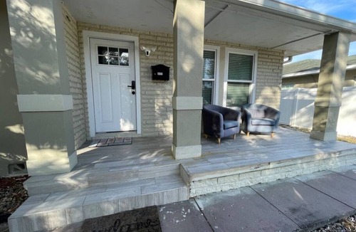United Central House | Single Family House portion in St Petersburg FL Unit B
