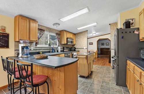 Cabins Cabin | Single-level, River Access, Fire Pit & Game Room