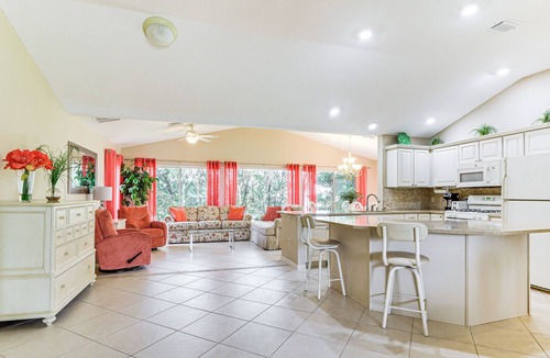 Winifred House | Single-Story Home w/Golf Cart in The Villages