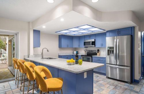 Clearwater House | Sleeps 16 Heated Pool Villa Just 8Mi from Clearwater Beach