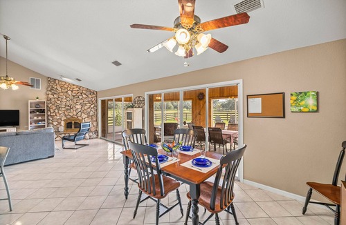 Morriston House | Sleeps 8, Private, 15 Minutes To World Equestrian & Rainbow River, 40 to UF