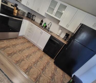 St. Catharines House | Small Apartment for 2