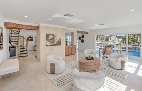 Lighthouse Point House | Solara: Waterfront Estate, Pool, Dock, Private Guest Suite