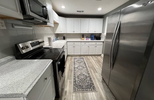 Plant City House | Spacious 2 bedroom 2 bathroom. 4 beds!