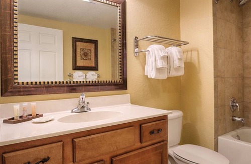 Florida Central Atlantic Coast Hotel | Spacious 2BD Suite - Pools/Hot Tub/Near Disney & More!