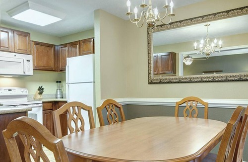 Williamsburg Resort | Spacious 3 Bedroom Lockoff, Full Kitchen, Near CW and W&M -Wyndham Kingsgate