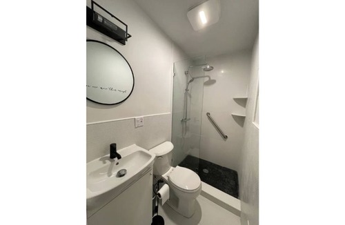 Long Branch House | Spacious 3bd 2bth Apt 2 blocks to beach! Large Yard