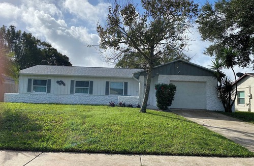Winter Woods House | Spacious 4 bedroom with WiFi and AC in welcoming Port Orange Home away from home