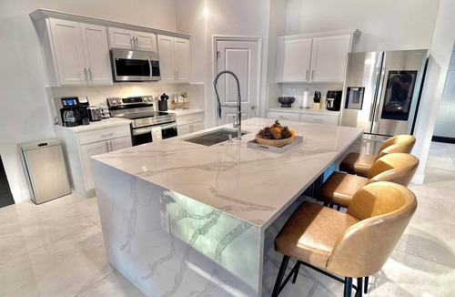 Zephyrhills House | Spacious 4-Bedroom Home with Huge Sunny backyard, Near Busch Gardens/Clearwater