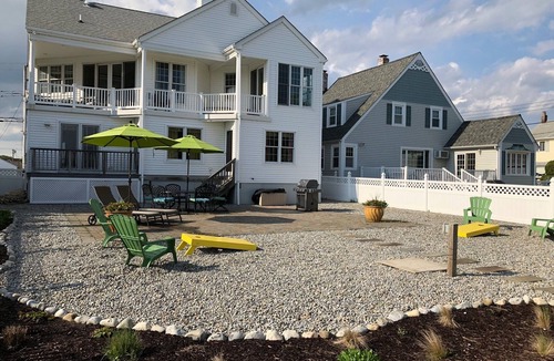 Point Pleasant Beach House | Spacious 5 bedroom home at the beach AND on a lake. DISINFECTED WEEKLY!