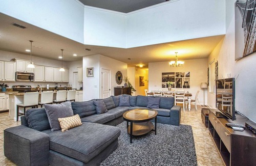 West Kissimmee House | Spacious 5BR Paradise Palms Home with Private Pool & Loft