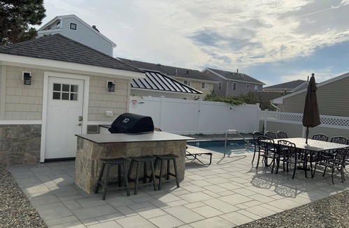 Ortley Beach House | Spacious 6-bedroom house 7 from the ocean with heated built in pool