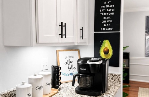 Colesville House | Spacious 6BR Retreat Sleeps 12+ Near DC