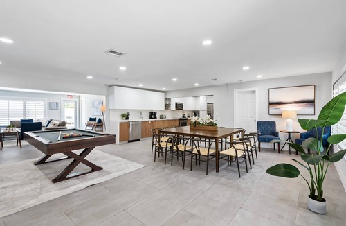 Lighthouse Point House | Spacious home w/pool, fire pit & grill