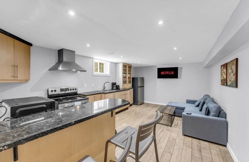 Mount Pleasant Apartment | Spacious home with 6 Beds