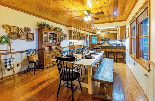 Franklin House | Spacious mountain getaway with game room, hot tub, fireplace & washer/dryer