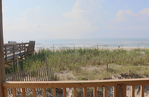 Emerald Isle House | Spacious Oceanfront Retreat with Private Pool and Hot Tub