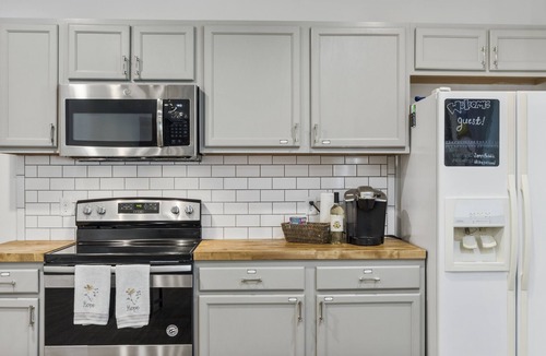 Five Forks House | Spacious Renovated Studio W/Private Self Check in!