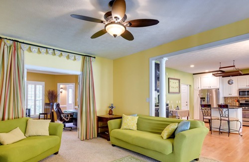 Smithfield House | Spacious Smithfield Home w/ Screened Porch & Yard!