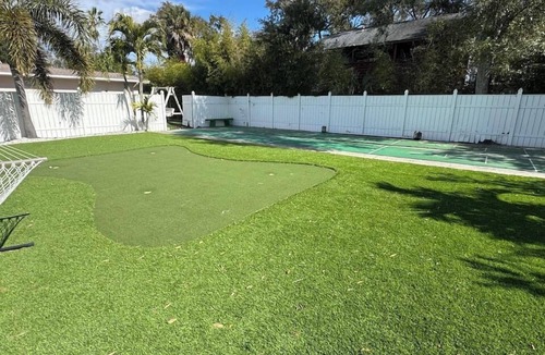 Clearwater Apartment | Spacious studio with king bed Pool Pets OK #10