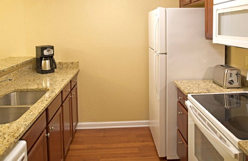 Berkeley House | Spacious W'burg 4BDR/4BA townhome lockout for 12, near attractions. Great value.