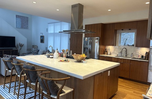 Canal Corkran House | Spectacular 7 Bedroom Luxury House with Pool and Hot Tub