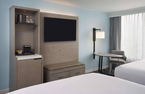 Cocoa Beach Hotel | Spectacular Atlantic Views | 2QN Room | Pool Deck, Splash Pad & Tiki Grill