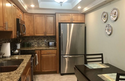 Island Estate Condo | Spectacular Waterview Location - 3 Months Minimum Stay