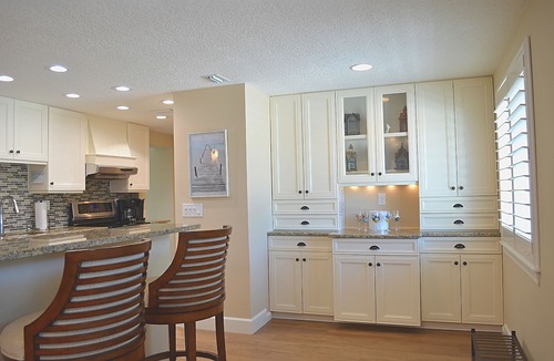 Whitney Beach Cottage | Spoonbill Lagoon with Fantastic Water Views of Palma Sola Bay!