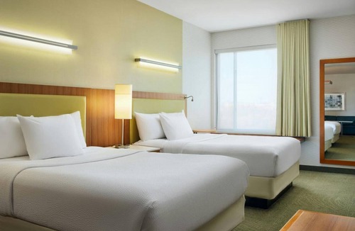 Moosic Hotel | SpringHill Scranton | Queen w/Sofa | Universities, Casino, I-81 Easy
