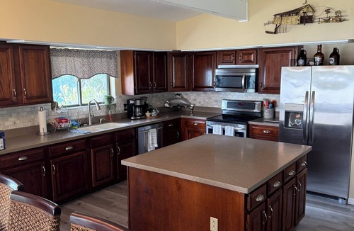 Satsuma House | St John’s River Retreat on Nortons Fish Camp Rd! Enjoyable 3 bed, 2 bath w/dock