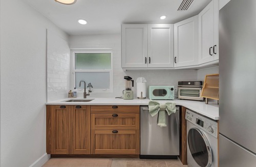 Disston Heights Apartment | St Pete Beach Gem Getaway Home w/Patio! 8mi Beach