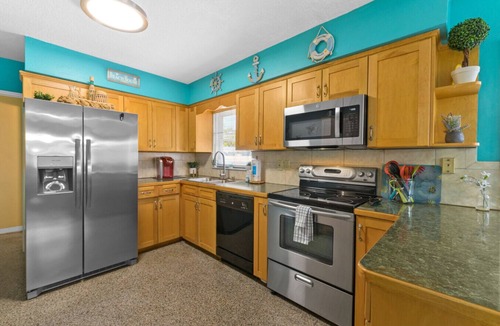 St. Petersburg House | St. Pete Haven: Private 3 Bedroom, 1.5 Bath Home